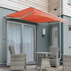 4.0m Half Cassette Manual Awning, Terracotta