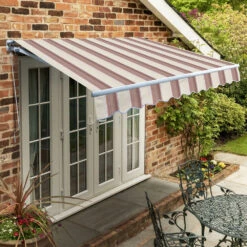4.0m Standard Manual Awning, Yellow Stripe